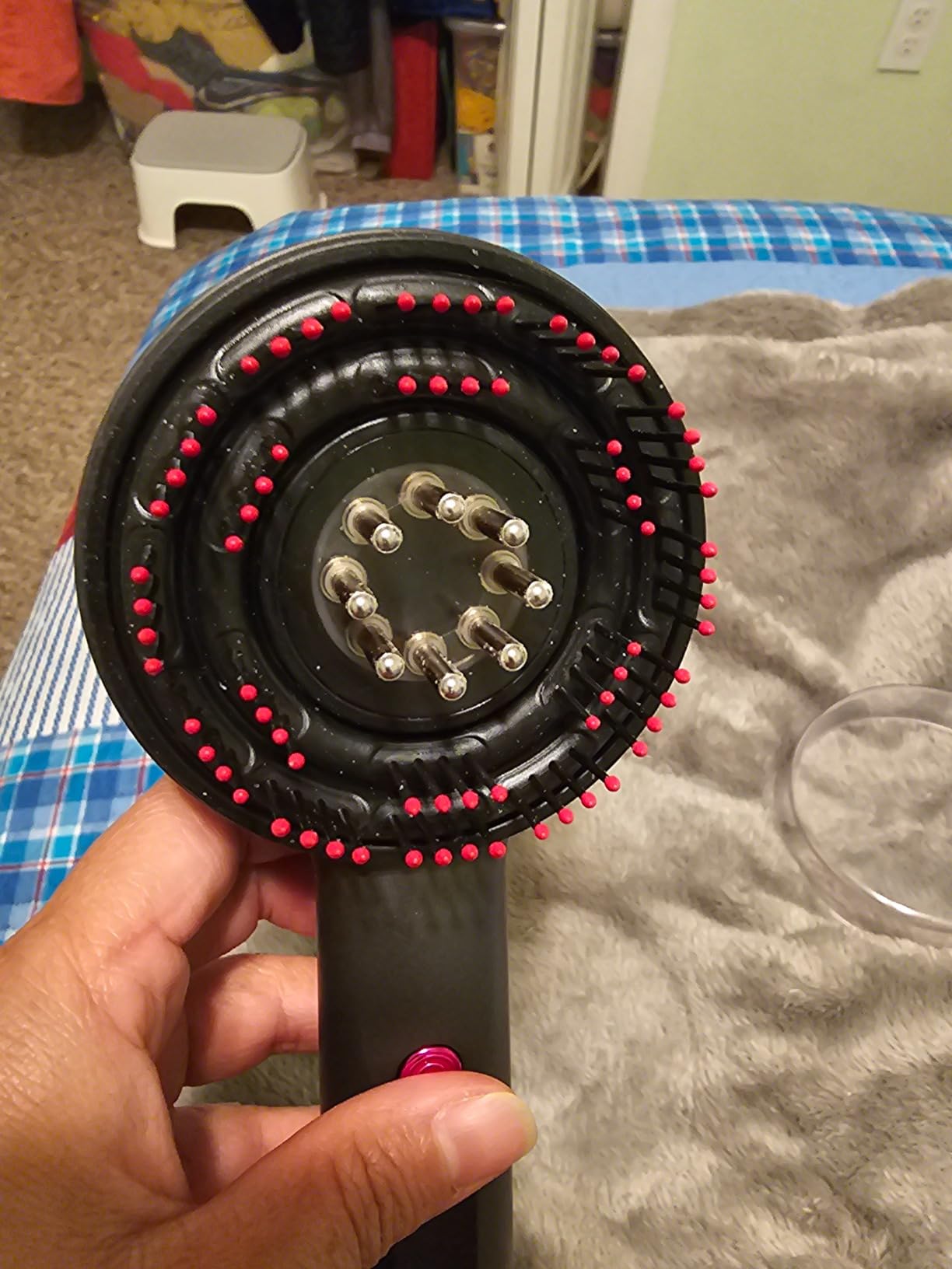 3 in 1 precision oil applicator + phototherapy scalp massage comb